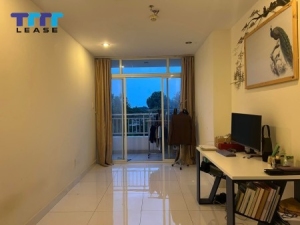 nam ở ghép chung cư